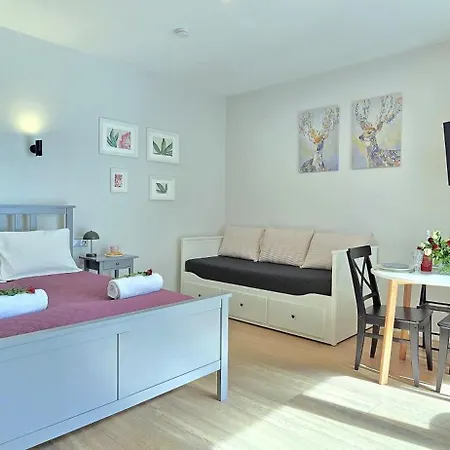 Triapart Urban Garden By Triapart Apartmán