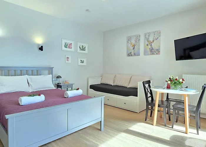 Triapart Urban Garden By Triapart Apartman